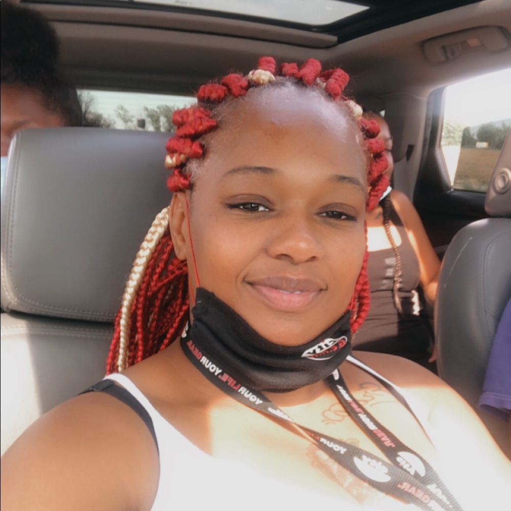 Meet your Posher, Erica